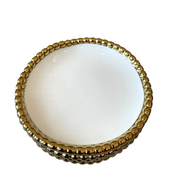 Baroque Ceramic Appetizer Plates 6in Gold Beaded Trim Set of 4 White New - Picture 5 of 11
